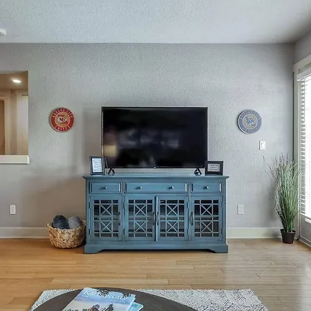 Villa Amazing Locale 2Kingbr 1Bth à Kansas City Extérieur photo