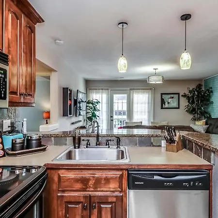 Villa Amazing Locale 2Kingbr 1Bth à Kansas City Extérieur photo